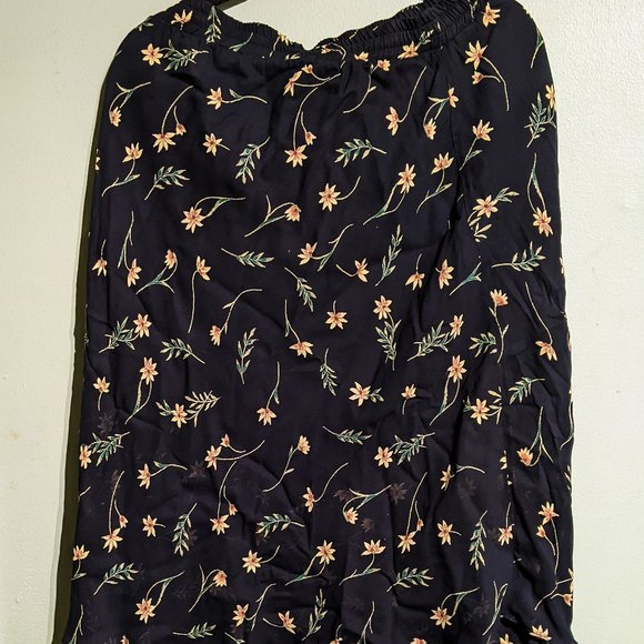 Black with floral print Classique by Shawn midi tiered rayon skirt (medium) - Picture 1 of 8